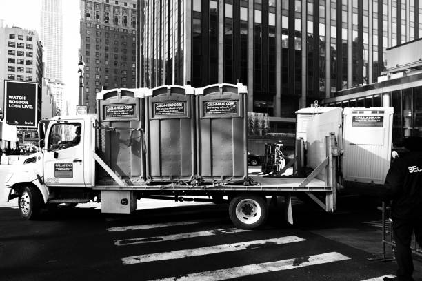 Best Porta potty rental near me  in Queensland, MD